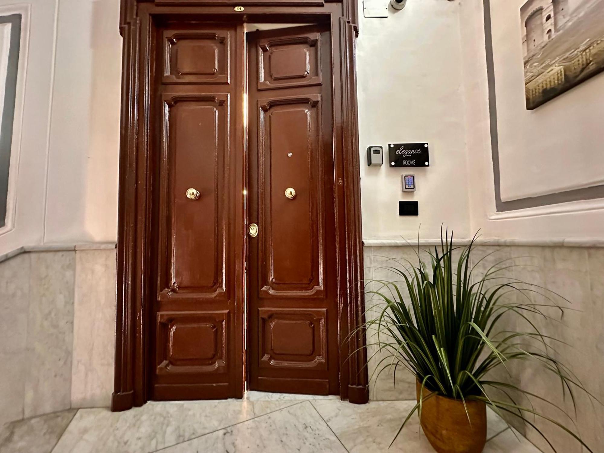 Elegance Rooms Spaccanapoli Экстерьер фото