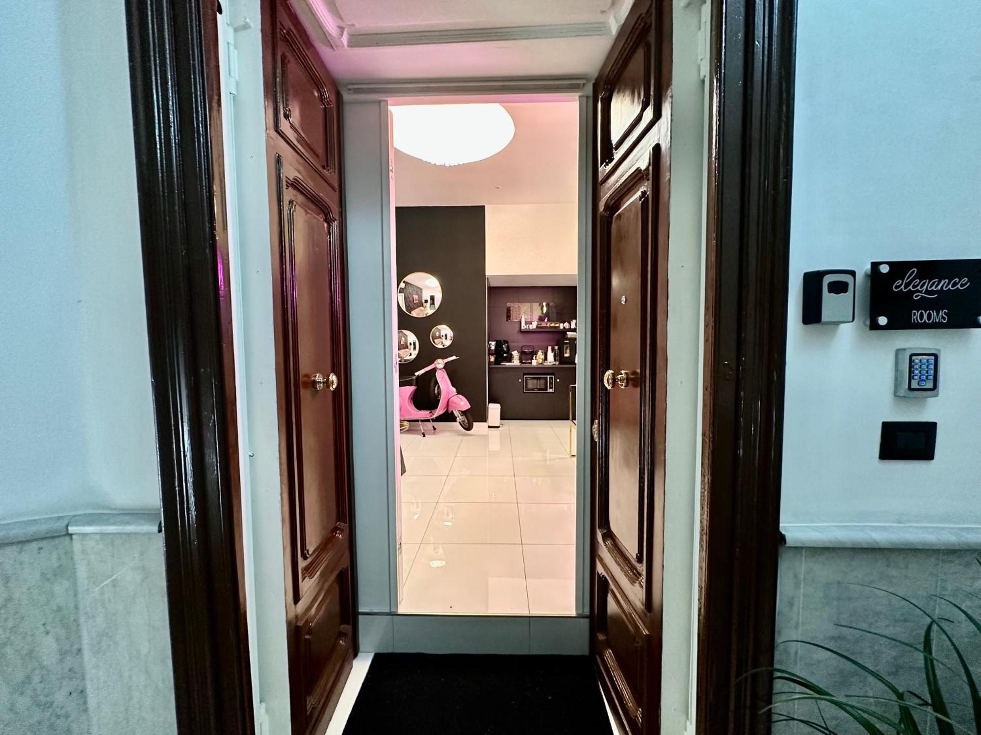 Elegance Rooms Spaccanapoli Экстерьер фото